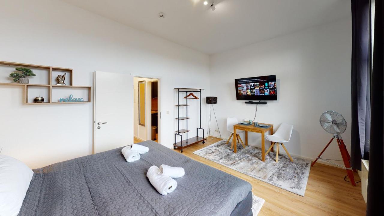 Sweethome - Zentral - Kueche & Parkplatz, Wifi Halle  Dış mekan fotoğraf