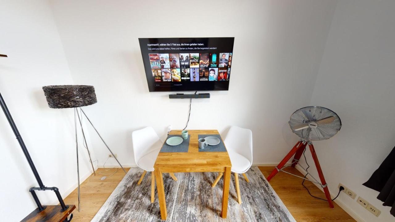 Sweethome - Zentral - Kueche & Parkplatz, Wifi Halle  Dış mekan fotoğraf
