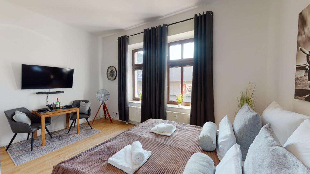 Sweethome - Zentral - Kueche & Parkplatz, Wifi Halle  Dış mekan fotoğraf