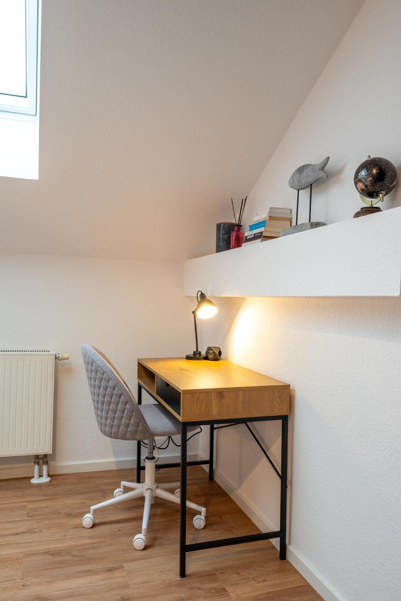 Sweethome - Zentral - Kueche & Parkplatz, Wifi Halle  Dış mekan fotoğraf