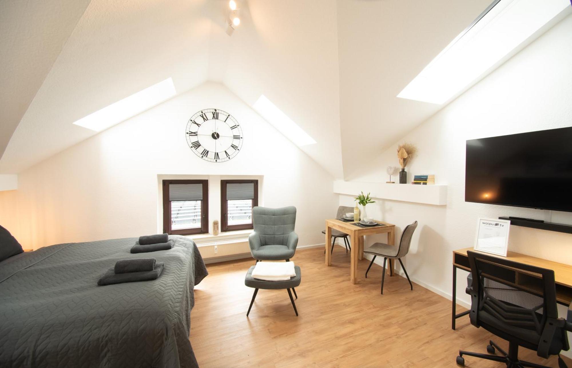 Sweethome - Zentral - Kueche & Parkplatz, Wifi Halle  Dış mekan fotoğraf