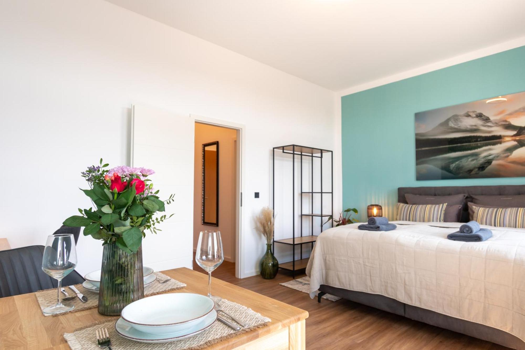 Sweethome - Zentral - Kueche & Parkplatz, Wifi Halle  Dış mekan fotoğraf