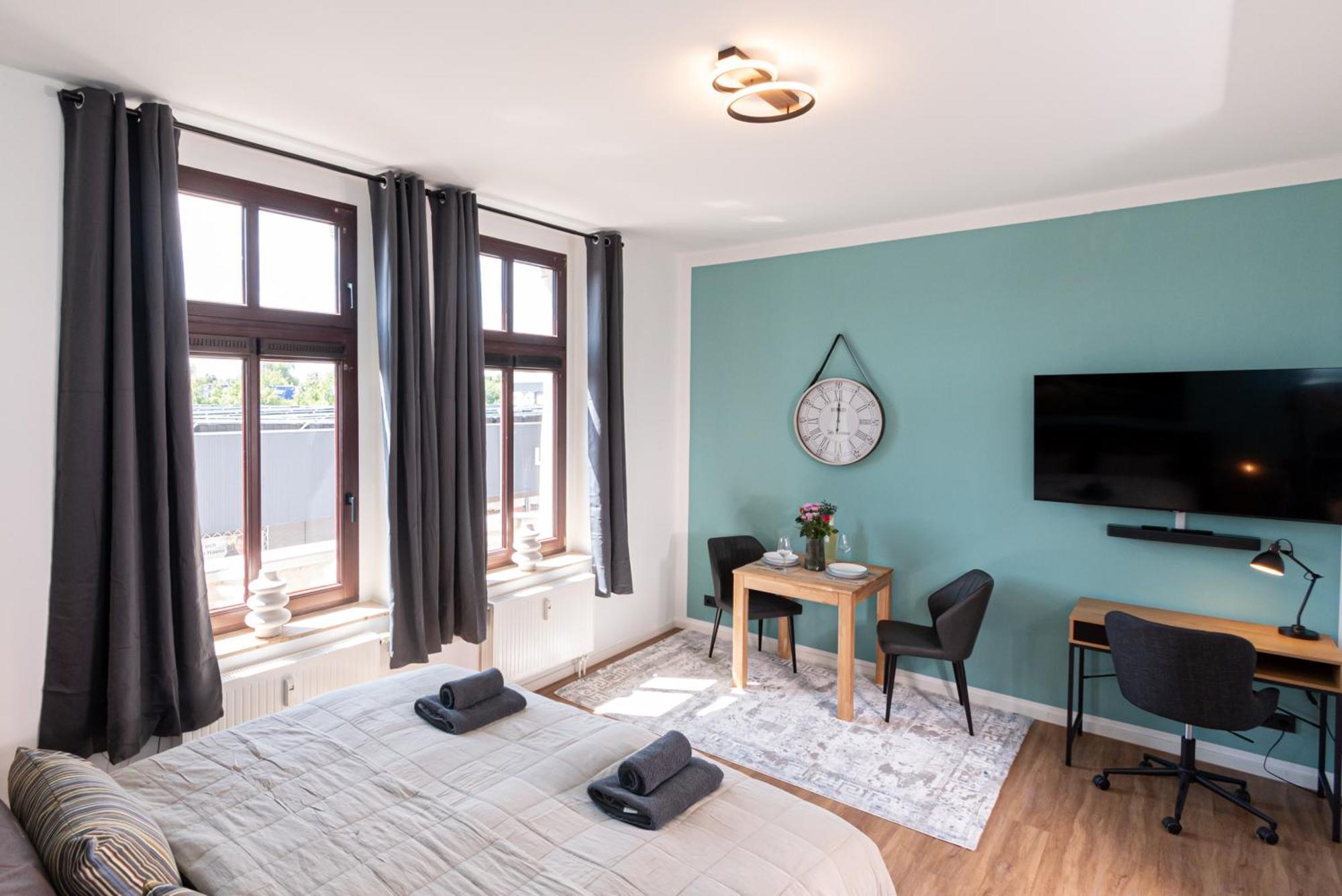 Sweethome - Zentral - Kueche & Parkplatz, Wifi Halle  Dış mekan fotoğraf