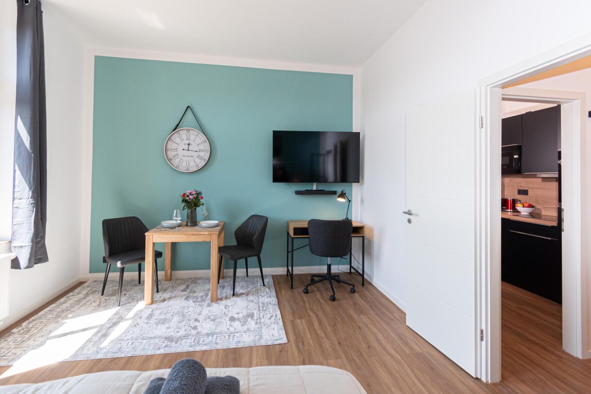 Sweethome - Zentral - Kueche & Parkplatz, Wifi Halle  Dış mekan fotoğraf